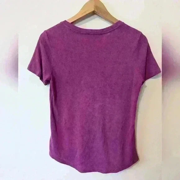Athleta lightweight V-neck T-shirt magenta, XS - Picture 2 of 4
